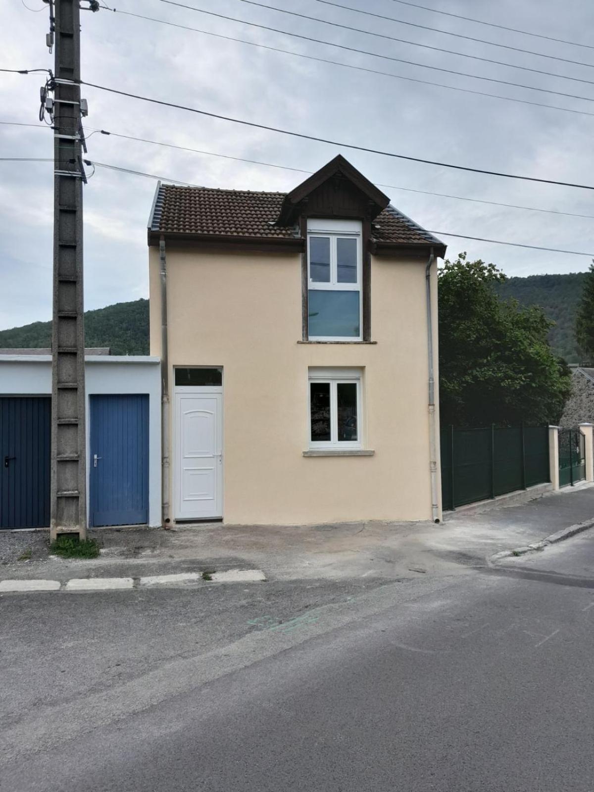 Maison Independante Revin  Luaran gambar